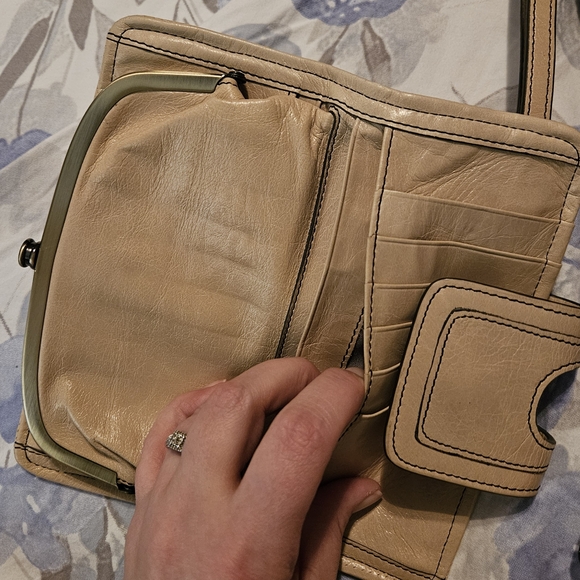 ✨️ HOBO Brand Clutch/Wallet - Picture 5 of 6